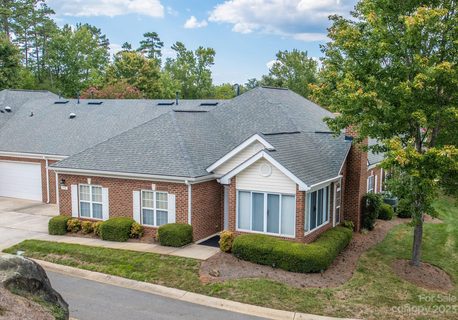 8734 Highland Glen Drive sold condo in The Glen at Highland Creek, Charlotte, NC