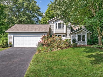 6 Laurel Place Drive sold townhome in Laurel Place, Asheville, NC