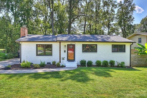 3914 Woodleaf Road