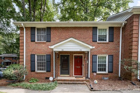 916 Hollywood Street sold condo in Walker Woods, Charlotte, NC