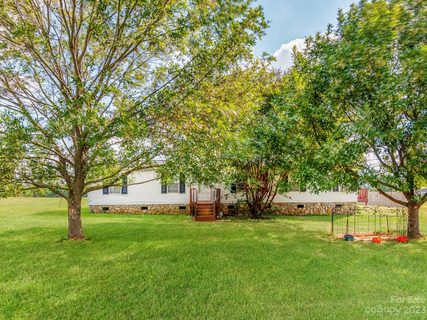 520 Bumble Bee Court sold home in rolling meadows, Kings Mountain, NC