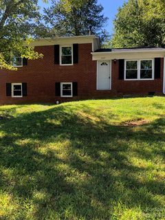 3201 Spring Valley Drive sold home in Spring Valley, Gastonia, NC
