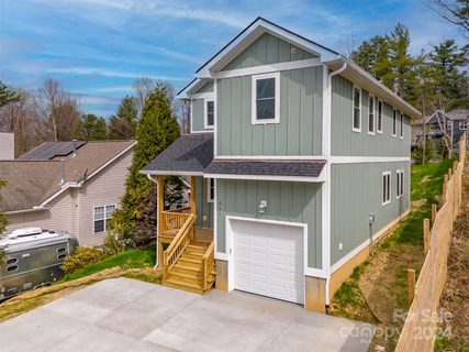 511 Toms Hill Drive sold home in Toms Hill, Hendersonville, NC