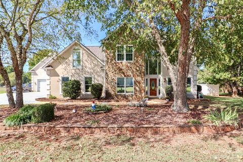 470 Stutts Road sold home in Marina Village, Mooresville, NC