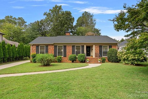 3111 Country Club Drive