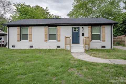 3943 Fieldcrest Road