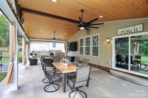 5029 Oakmere Road