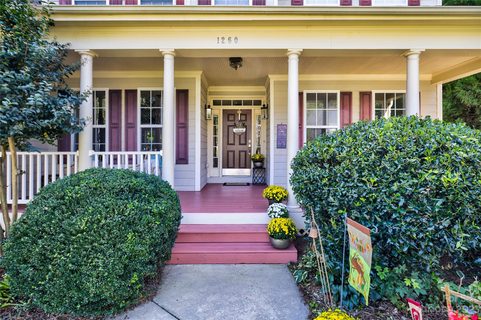 Previously sold for $725,000