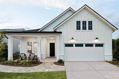 8033 Brookbank Drive 0095
