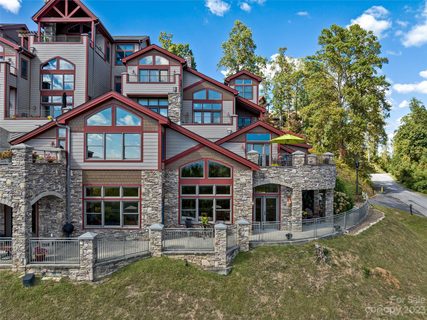 4 Chimney Crest Drive K sold condo in Cirrus Condominiums, Asheville, NC