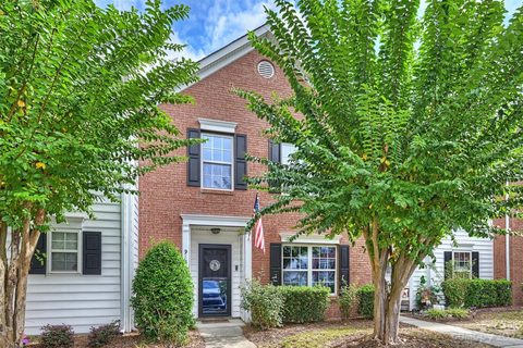 915 Heritage Parkway sold townhome in Sheffield Pointe, Fort Mill, SC