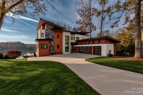 5930 Midsomer Road sold home in The Vineyards, Charlotte, NC