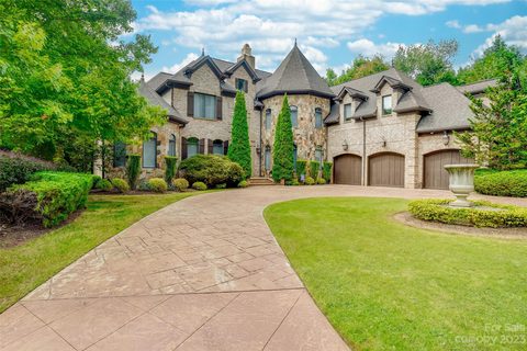 18805 Windy Point Drive