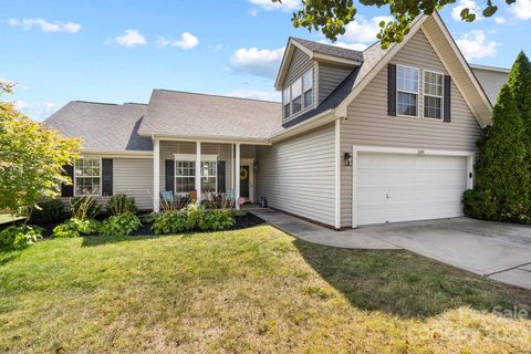5611 Falls Ridge Lane