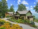 1045 Cobblestone Drive sold home in Waynesville, SC