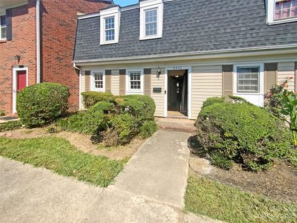 8432 Knights Bridge Road