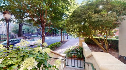 300 W 5th Street 111