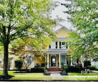 427 Third Baxter Street