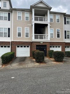 6774 Mallard Park Drive