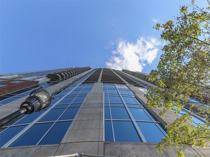 210 N Church Street 2206