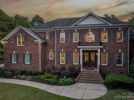 107 Tannenbaum Court