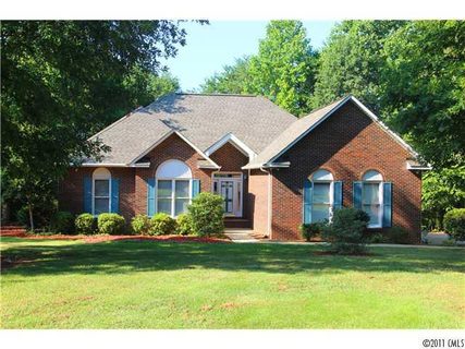 8046 Bradford Lane