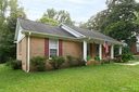 7204 Lake Drive sold home in Matthews, SC