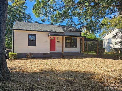 319 Parkview Court sold home in Parkview, Concord, NC