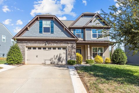 9105 Loch Glen Way