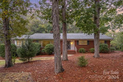 1804 Marlwood Circle sold home in Marlwood Acres, Charlotte, NC