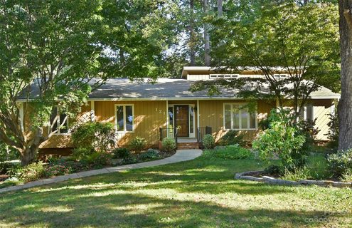 121 Fernworth Court sold home in Clemmons West, Clemmons, NC