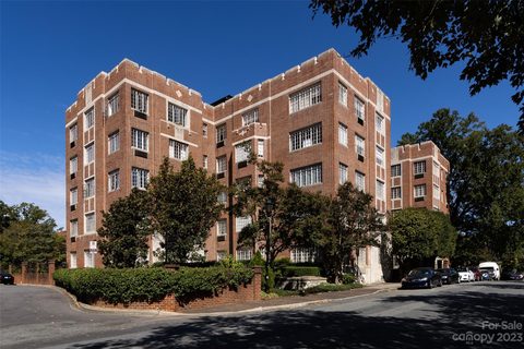 301 W 10th Street 106