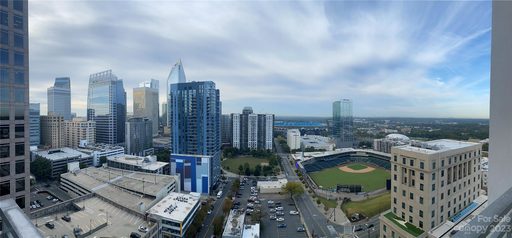 333 W Trade Street 1808