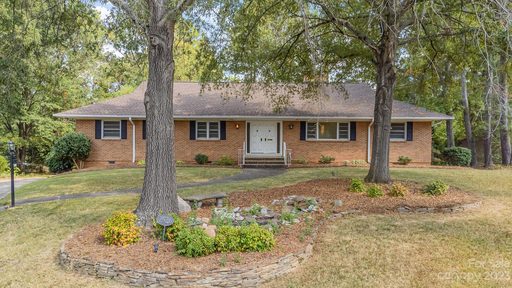 2526 Tower Court