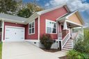17 Byrdcliffe Lane sold home in Asheville, SC