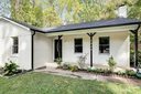 7640 Farm Gate Drive sold home in Charlotte, SC