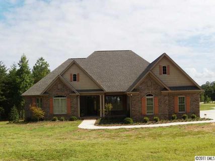 Previously sold for $320,000