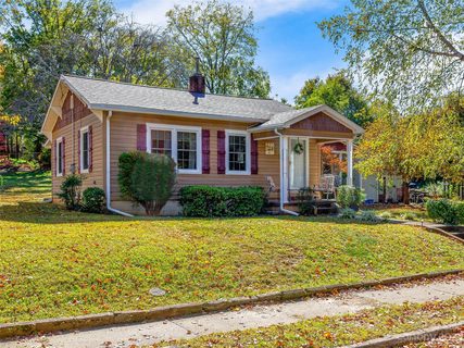 48 Maple Crescent Street sold home in West Asheville Estates, Asheville, NC