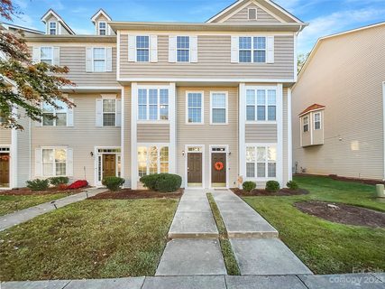 8031 Kings Creek Drive