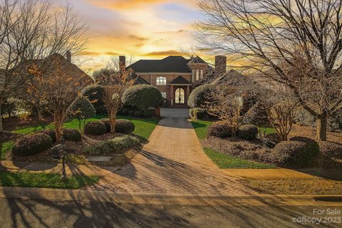 18901 Peninsula Club Drive