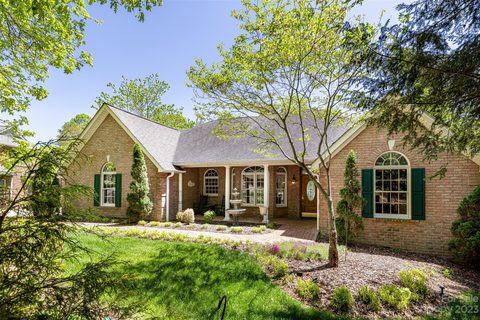 Previously sold for $790,000