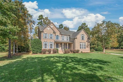 8635 Carly Lane sold home in Stonebridge, Mint Hill, NC