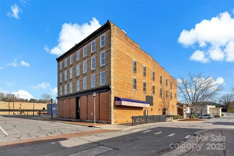 45 Depot Street pending home in Marion, Marion, NC