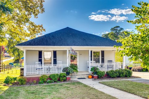 103 Pleasant Street sold home in Linford Park, Belmont, NC