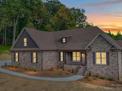6000 Charity Drive sold home in New Hope Estates, Marshville, NC