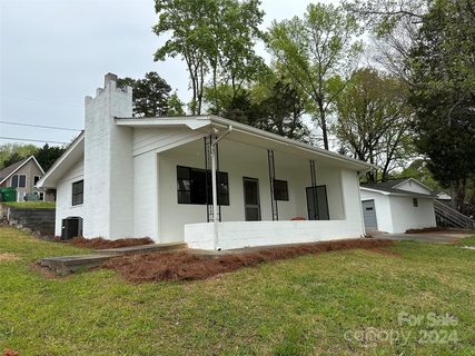 224 Vineyard Road