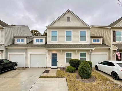 4738 Tradd Circle