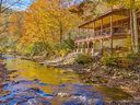 19 Riverwood Drive sold home in Burnsville, SC