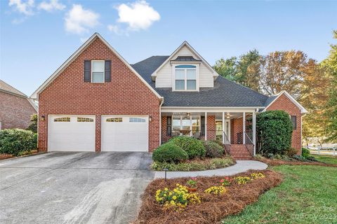 257 Scottsdale Drive sold home in Oak Valley, Advance, NC