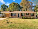 4909 Maplecrest Drive sold home in Gastonia, SC